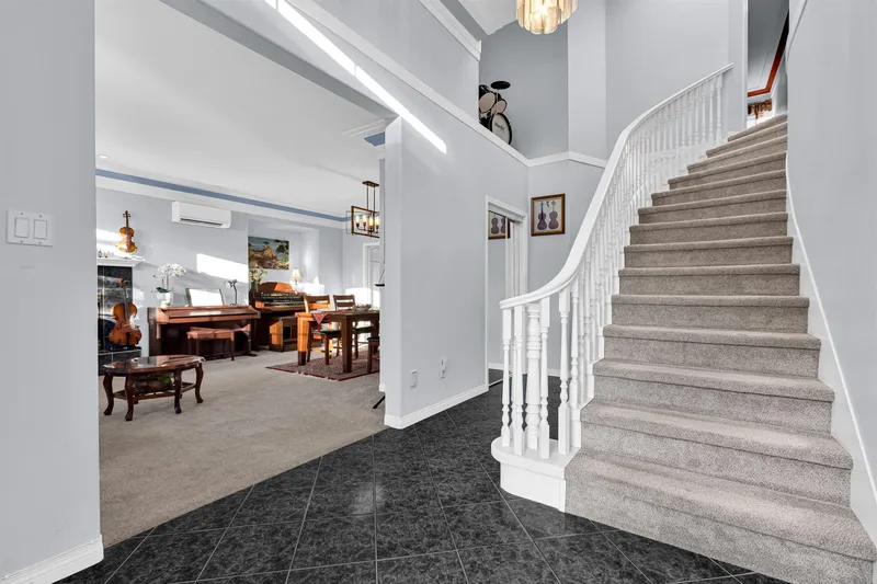 7880 154 STREET - photo 4 of 25