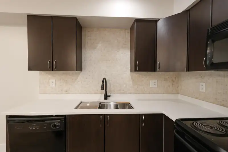 307 2515 PARK DRIVE - photo 2 of 22