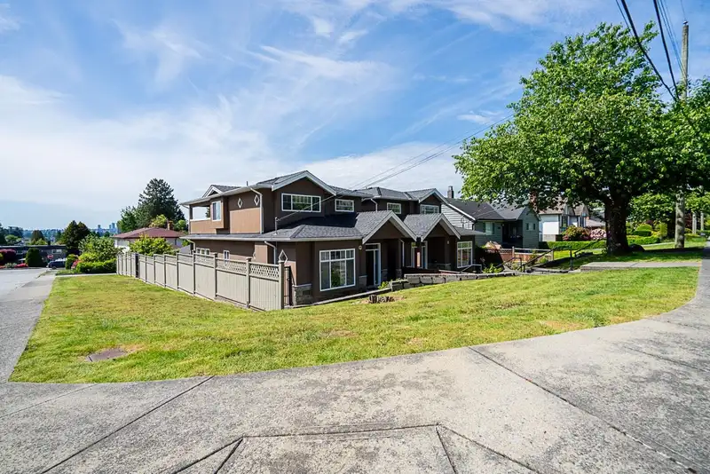 5498 VENABLES STREET - photo 1 of 36