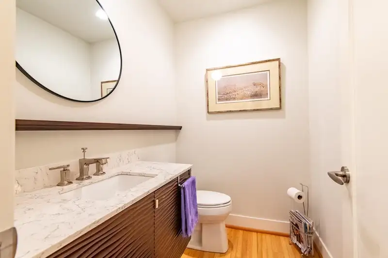412 W 21ST AVENUE - photo 3 of 37