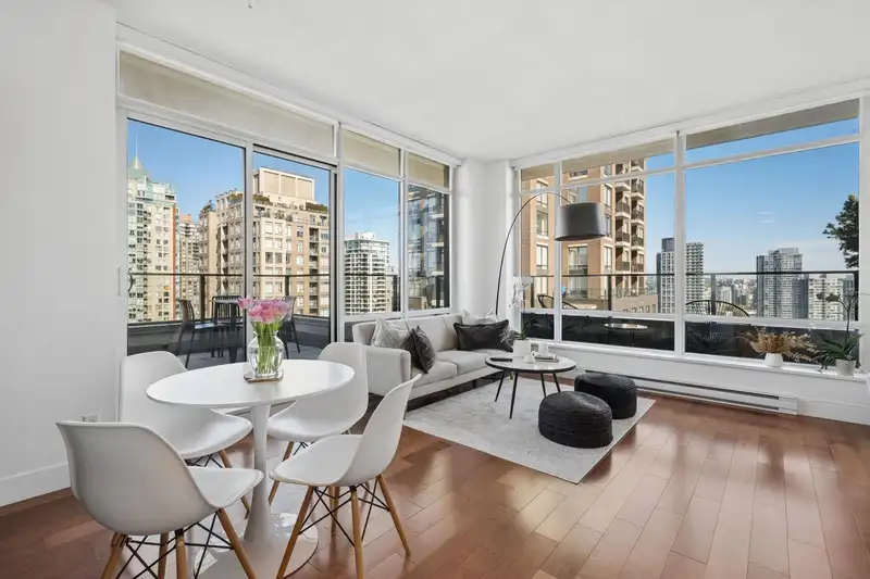 1906 1088 RICHARDS STREET - photo 1 of 38