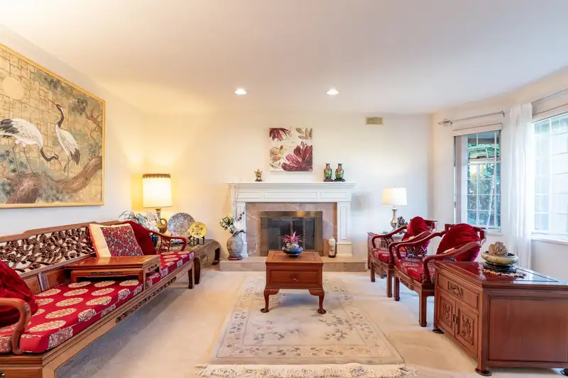 9708 RAILWAY AVENUE - photo 2 of 40