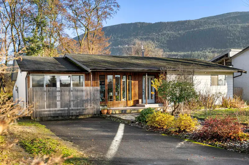 4472 KEHLER STREET - photo 1 of 25