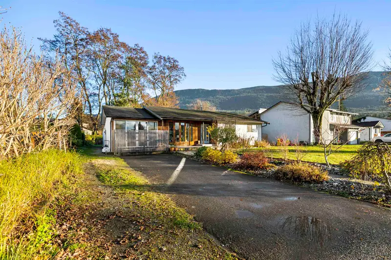 4472 KEHLER STREET - photo 2 of 25