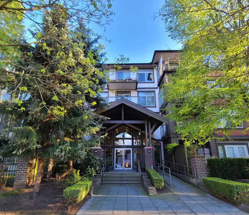 302 15388 101 AVENUE - photo 2 of 13