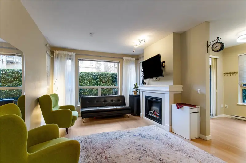 105 1150 KENSAL PLACE - photo 3 of 25