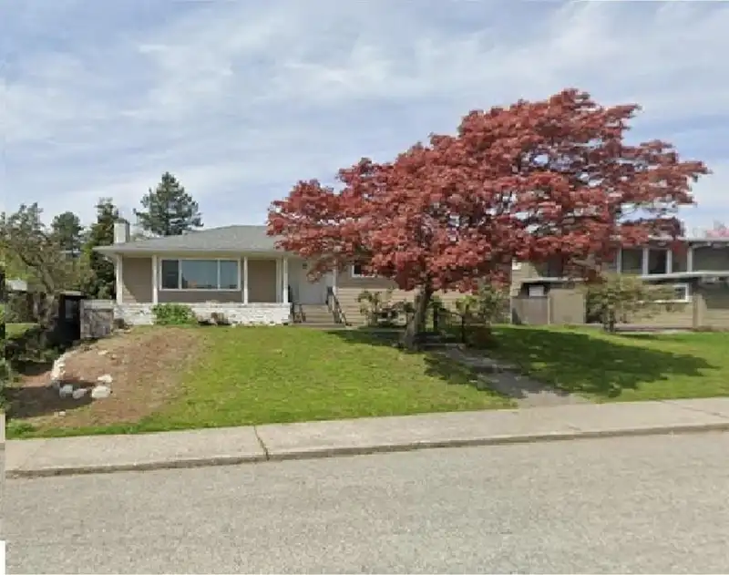 131 RICKMAN PLACE - photo 1 of 12