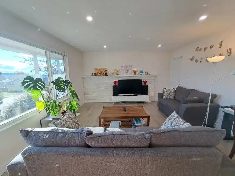 131 RICKMAN PLACE - photo 2 of 12