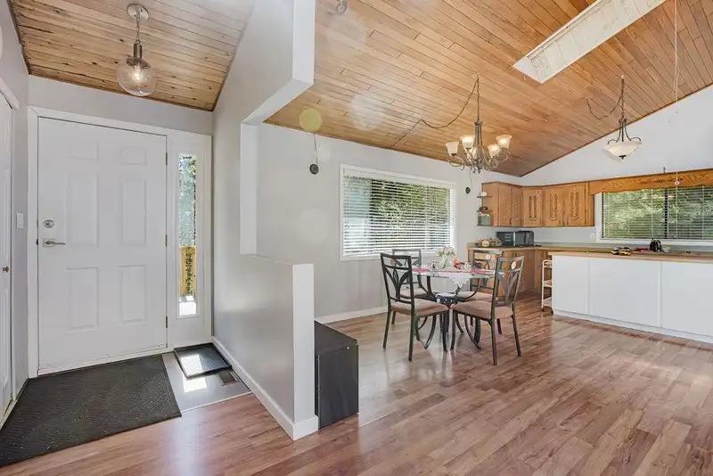 5899 SPRIGGS ROAD - photo 3 of 40