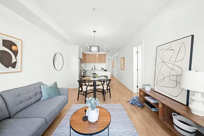 229 5415 BRYDON CRESCENT - photo 2 of 31