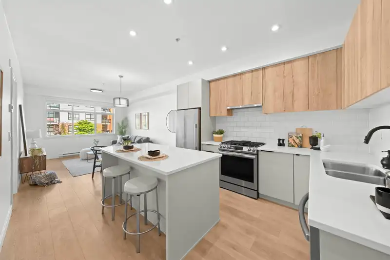 229 5415 BRYDON CRESCENT - photo 4 of 31