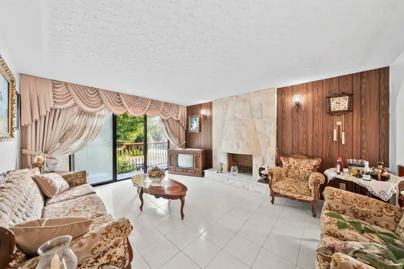 4294 PANDORA STREET - photo 4 of 40