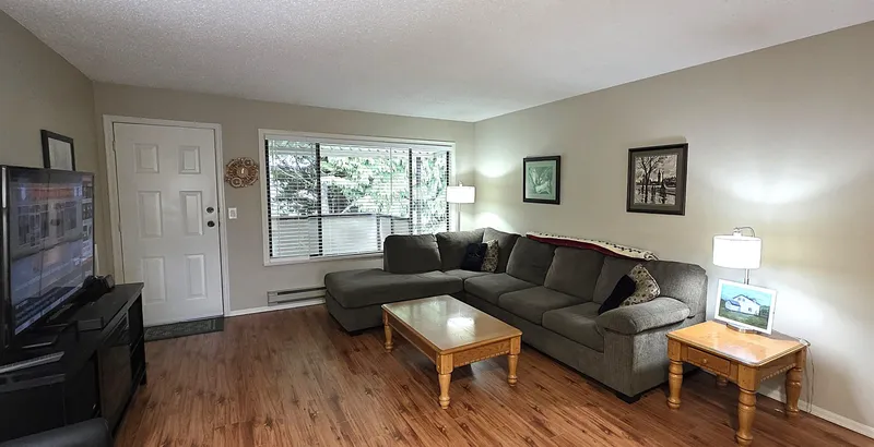 8 32959 GEORGE FERGUSON WAY - photo 3 of 25