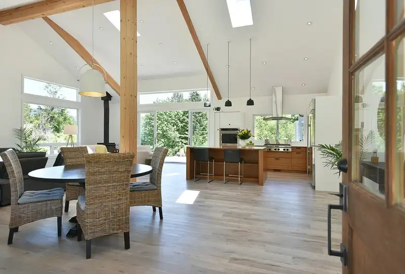 1860 ARBORETUM DRIVE - photo 1 of 40