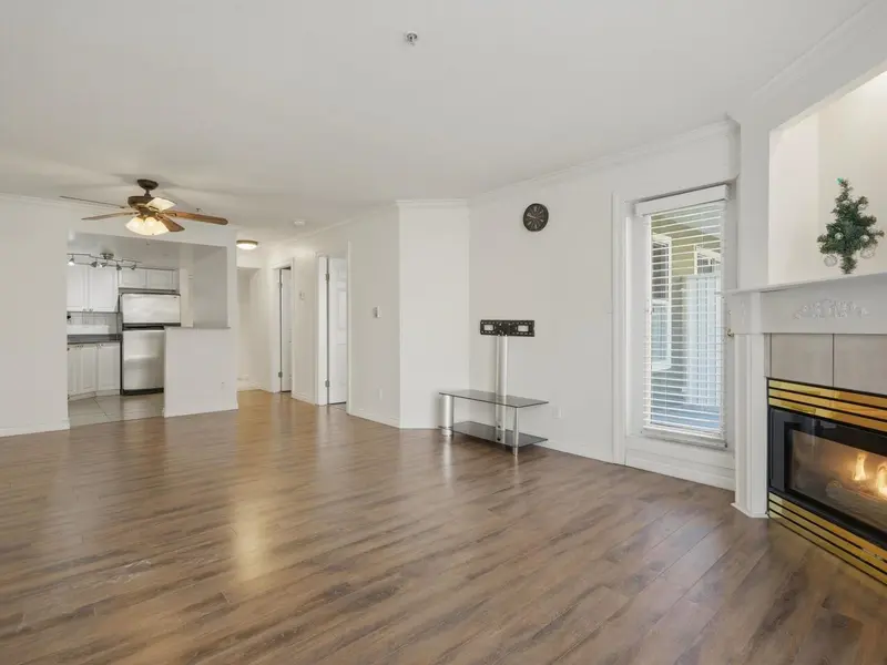 205 2485 ATKINS AVENUE - photo 4 of 21