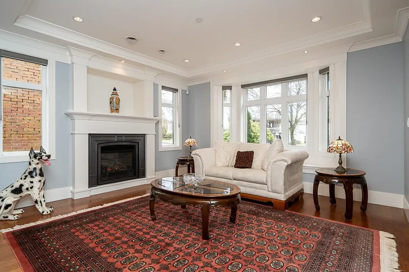 6907 TYNE STREET - photo 3 of 25