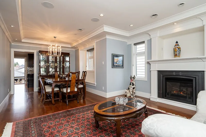 6907 TYNE STREET - photo 4 of 25