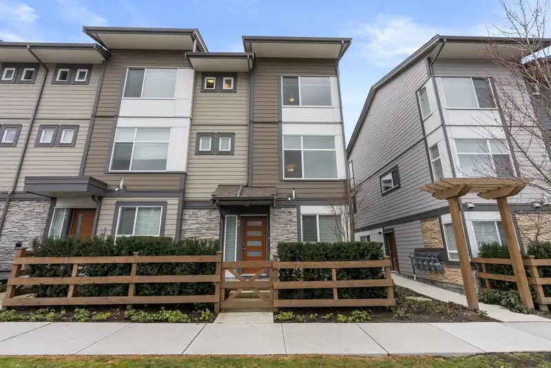 64 8430 203A STREET - photo 1 of 39