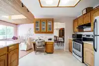 240 E EIGHTH AVENUE - thumbnail 7