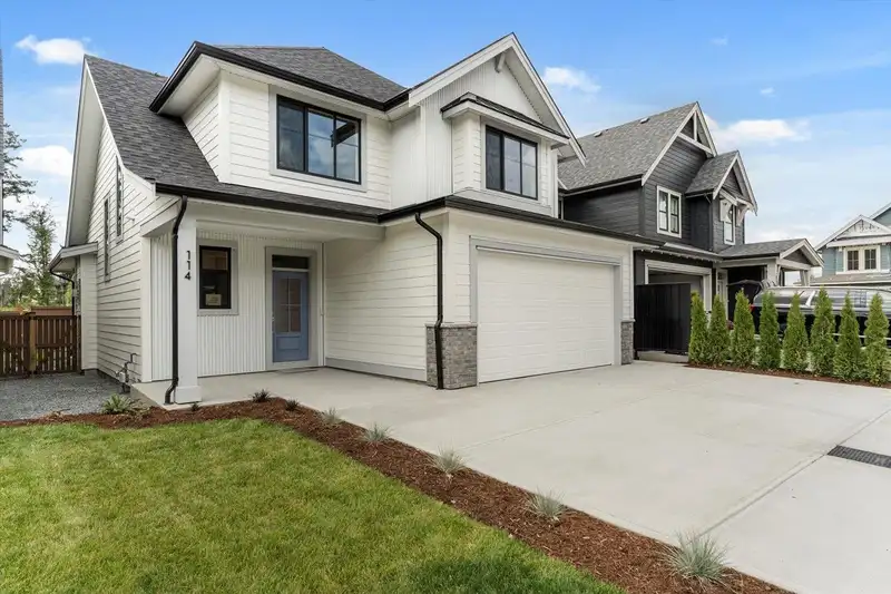 114 46211 PROMONTORY ROAD - photo 2 of 35