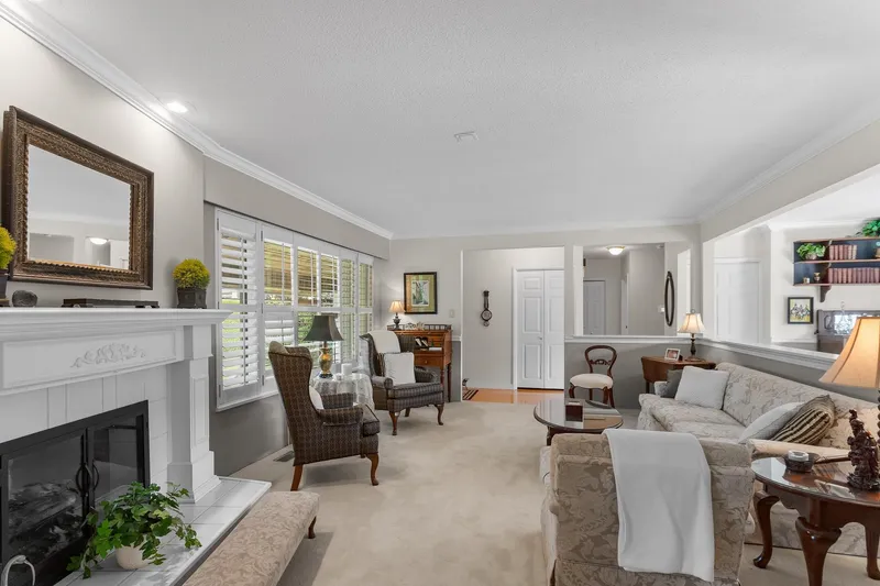 7800 SUNNYDENE ROAD - photo 4 of 25