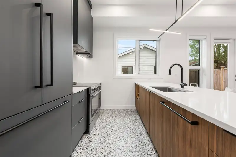 4014 RUPERT STREET - photo 3 of 30