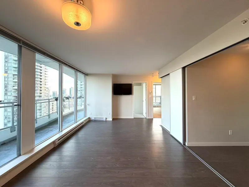 1705 13303 CENTRAL AVENUE - photo 3 of 25