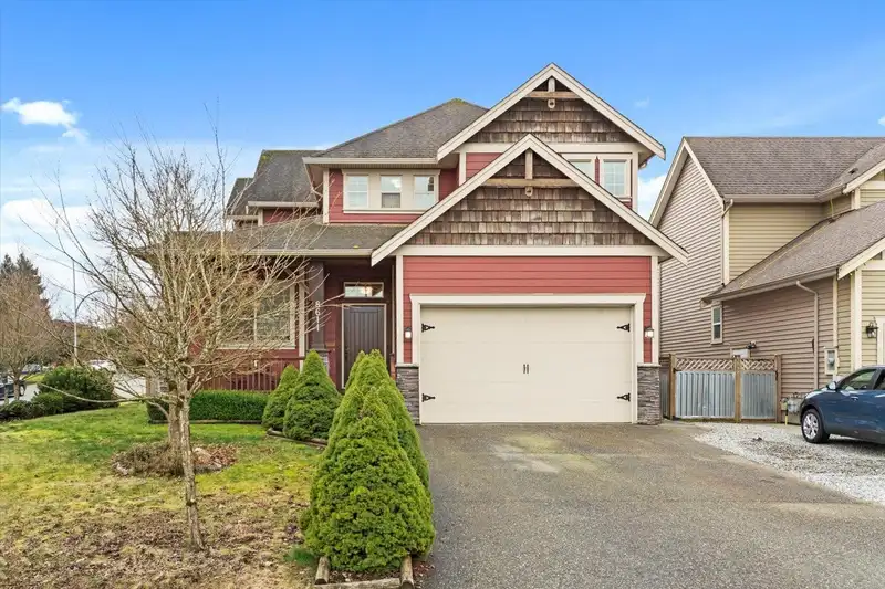 8611 ASHMORE PLACE - photo 1 of 40