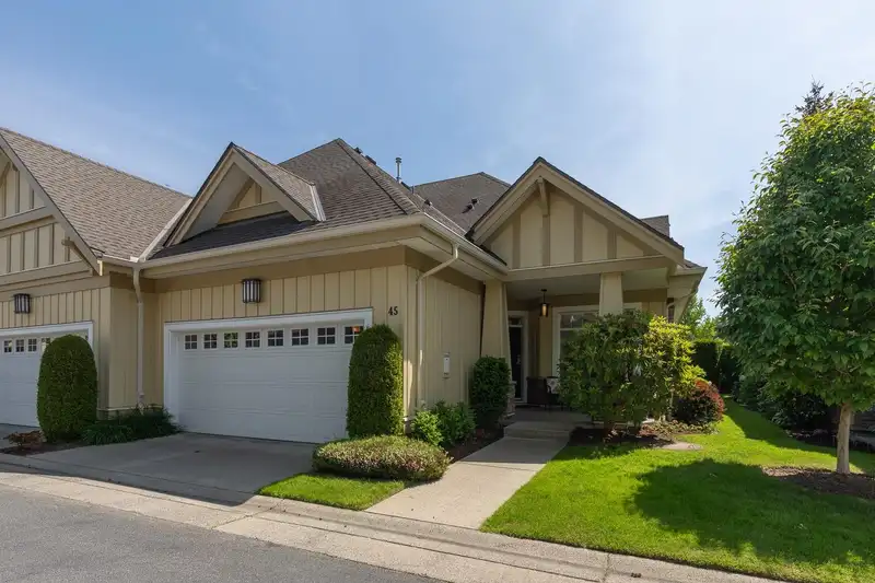45 14968 24 AVENUE - photo 1 of 40
