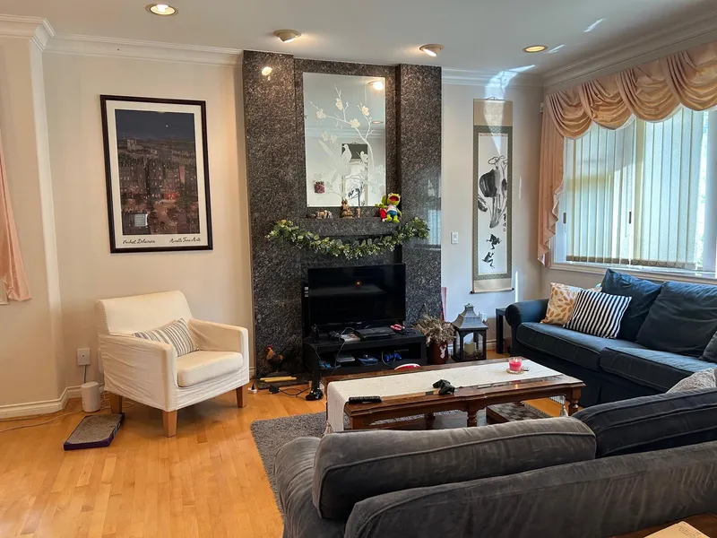 3021 W 21ST AVENUE - photo 4 of 11