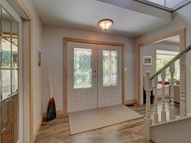 1317 LOCKYER ROAD - photo 4 of 40