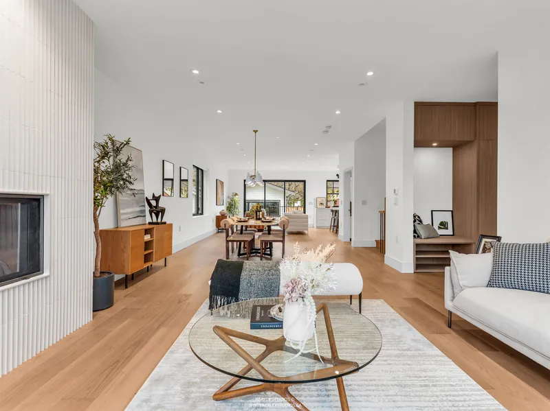 108 W 18TH AVENUE - photo 4 of 25