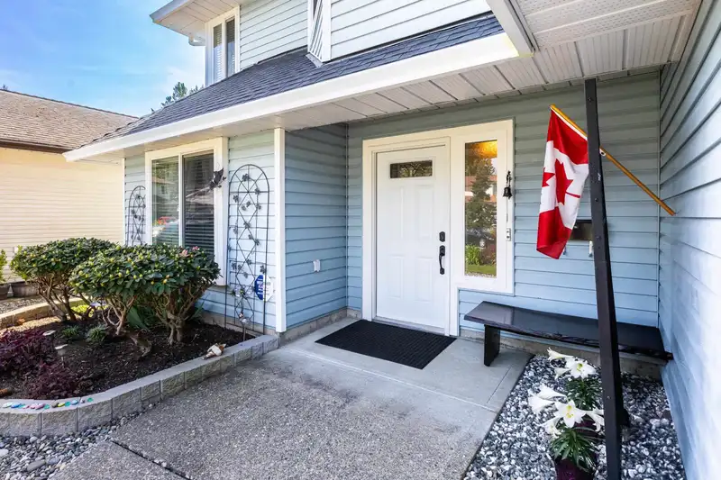 5287 197 STREET - photo 3 of 40