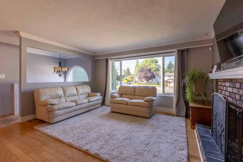 2164 OPAL PLACE - photo 3 of 40