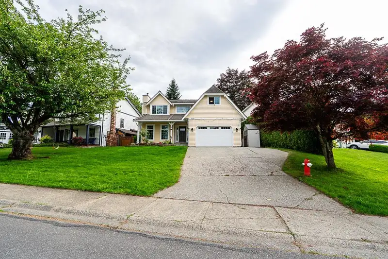 9395 209B STREET - photo 2 of 34