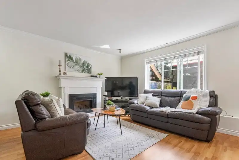 32 11255 132 STREET - photo 1 of 16