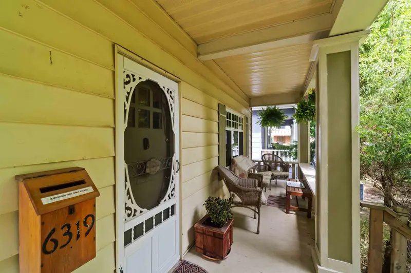 6319 SOPHIA STREET - photo 2 of 25