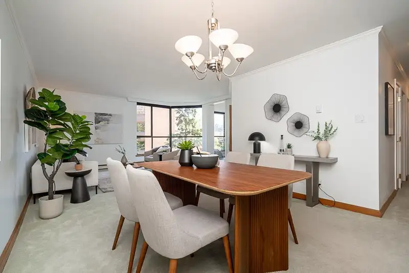 305 1450 PENNYFARTHING DRIVE - photo 4 of 40