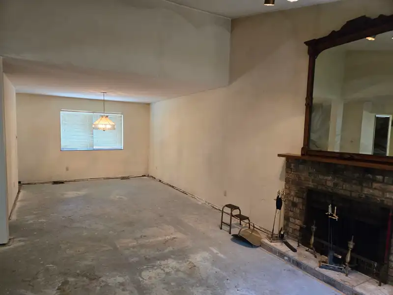 9679 155 STREET - photo 4 of 15