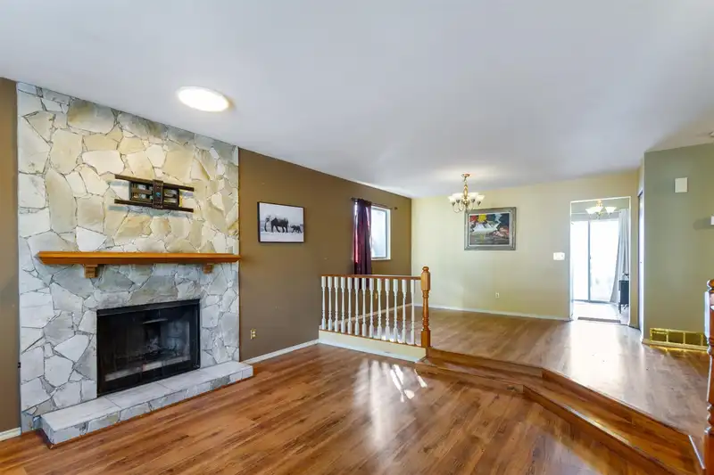 20148 DITTON STREET - photo 2 of 22