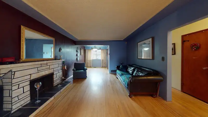 4863 RUPERT STREET - photo 3 of 20
