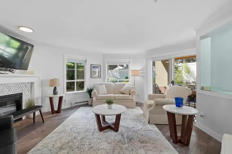 114 15155 22 AVENUE - photo 1 of 22