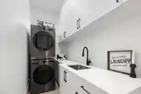 5668 10A AVENUE - thumbnail 13