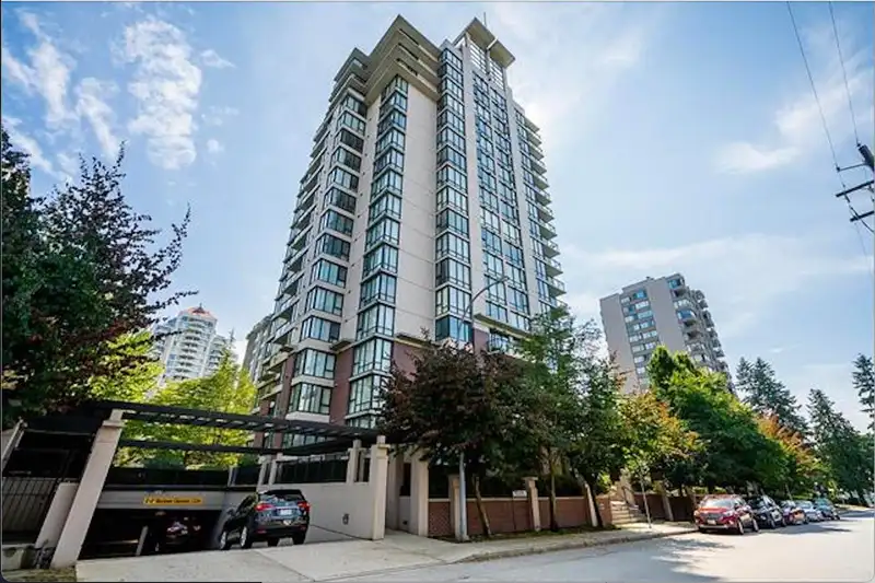 1005 720 HAMILTON STREET - photo 1 of 30