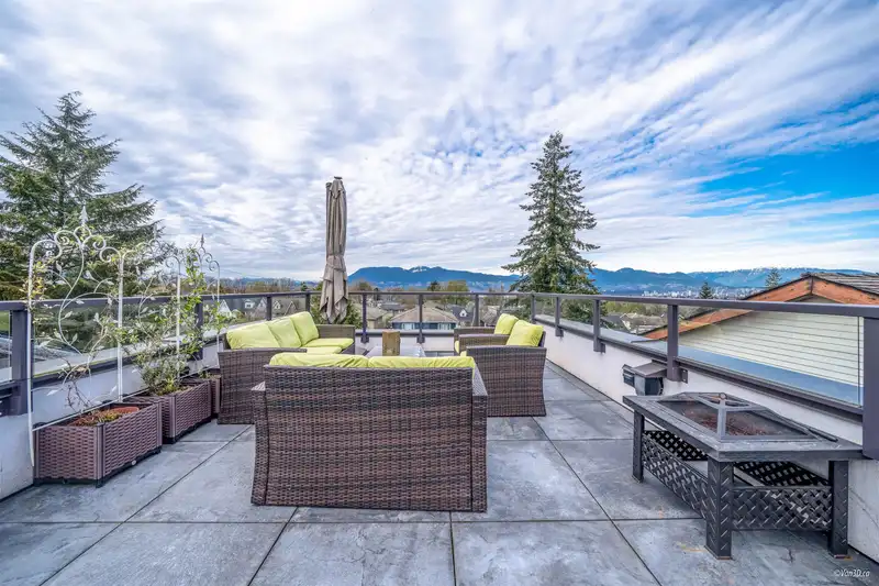 3781 W 24TH AVENUE - photo 1 of 40