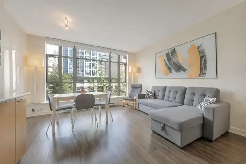 307 1249 GRANVILLE STREET - photo 1 of 25