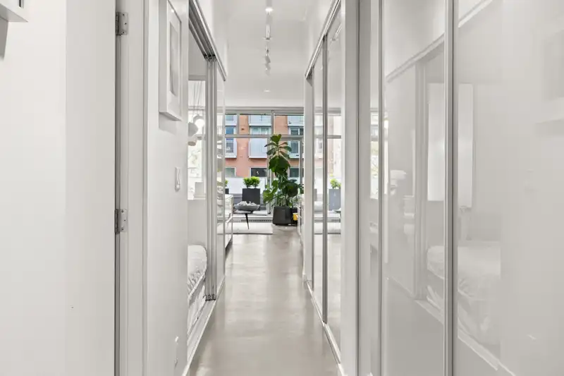 409 53 W HASTINGS STREET - photo 4 of 30