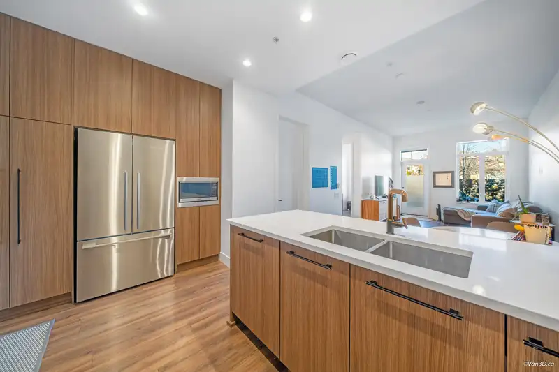 109 288 W KING EDWARD AVENUE - photo 2 of 26