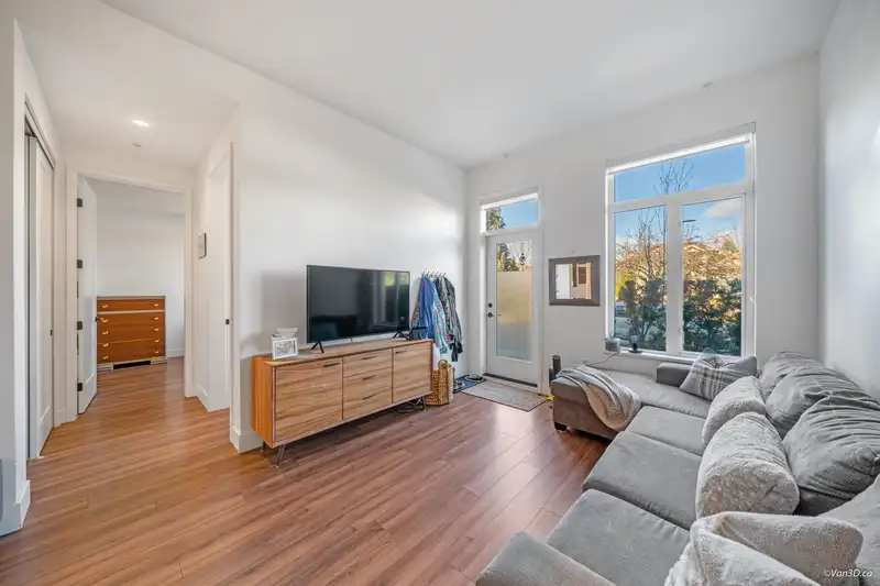 109 288 W KING EDWARD AVENUE - photo 4 of 26