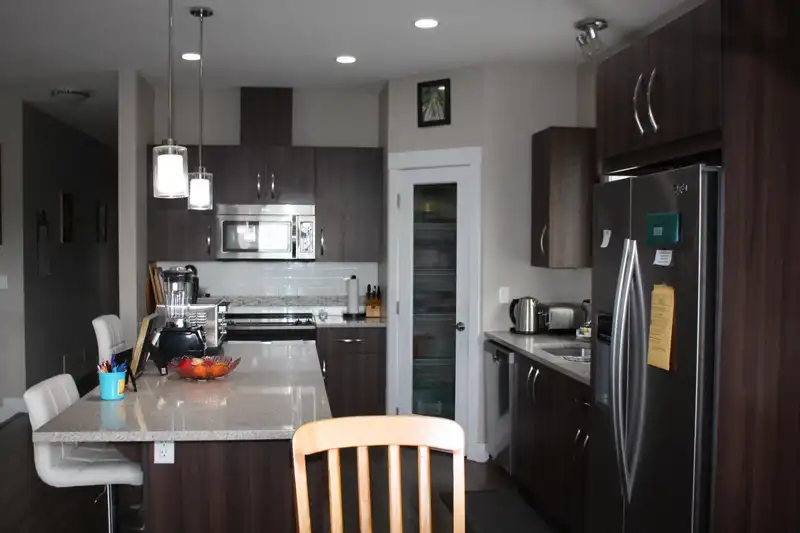9239 MCNAUGHT ROAD - photo 3 of 6
